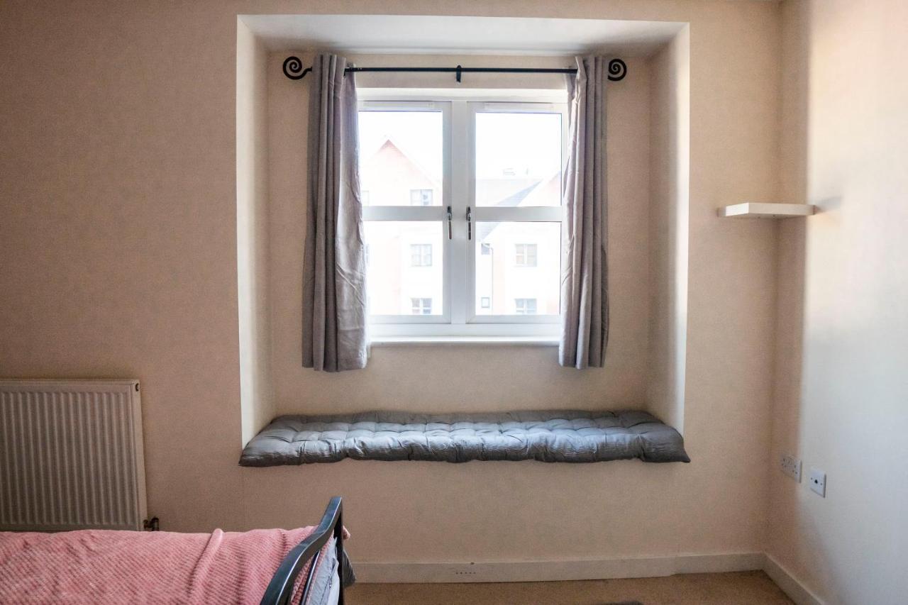Spacious Two Bedrooms Apartment For Business And Holiday Portsmouth Exterior foto