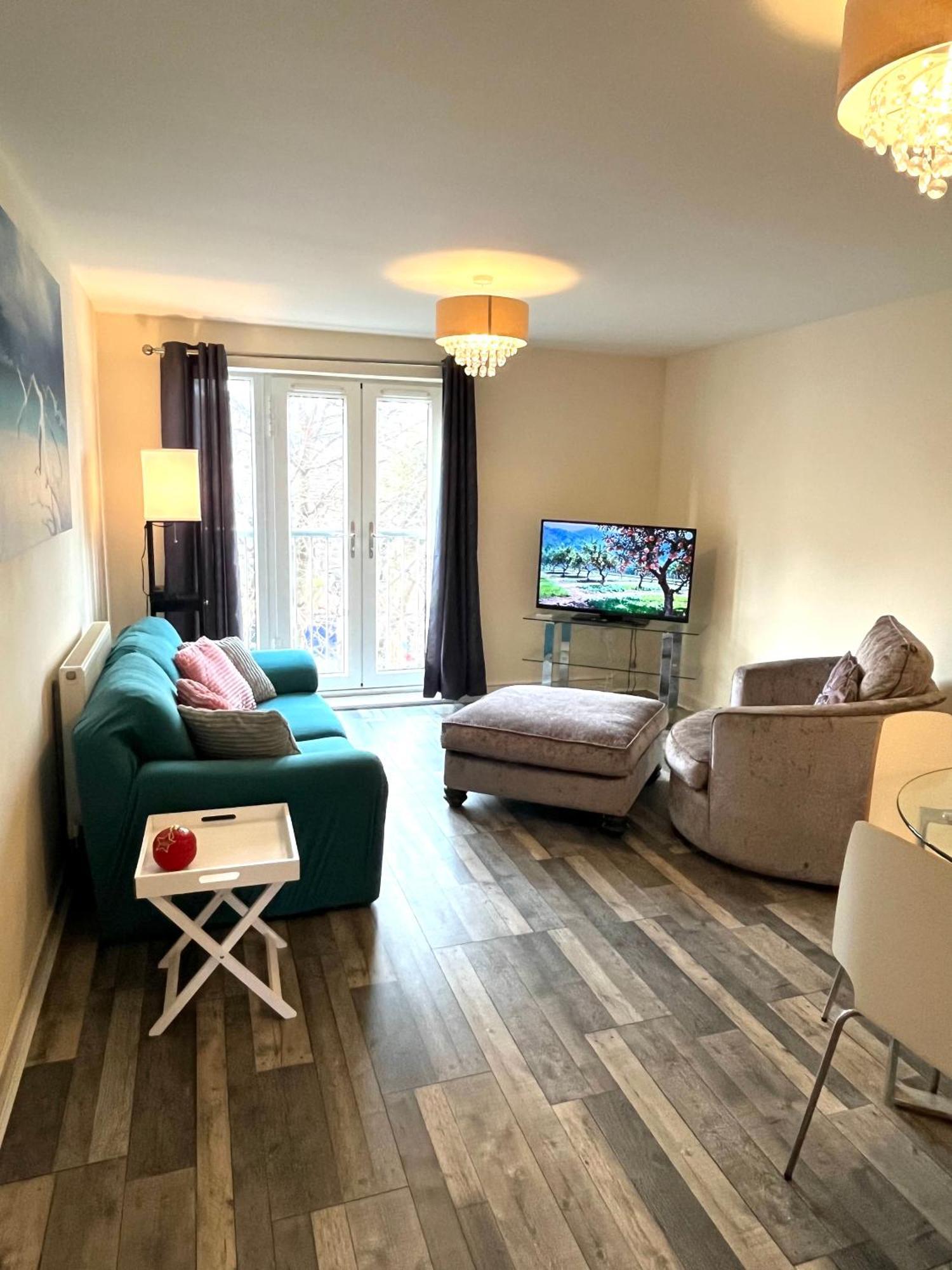 Spacious Two Bedrooms Apartment For Business And Holiday Portsmouth Exterior foto