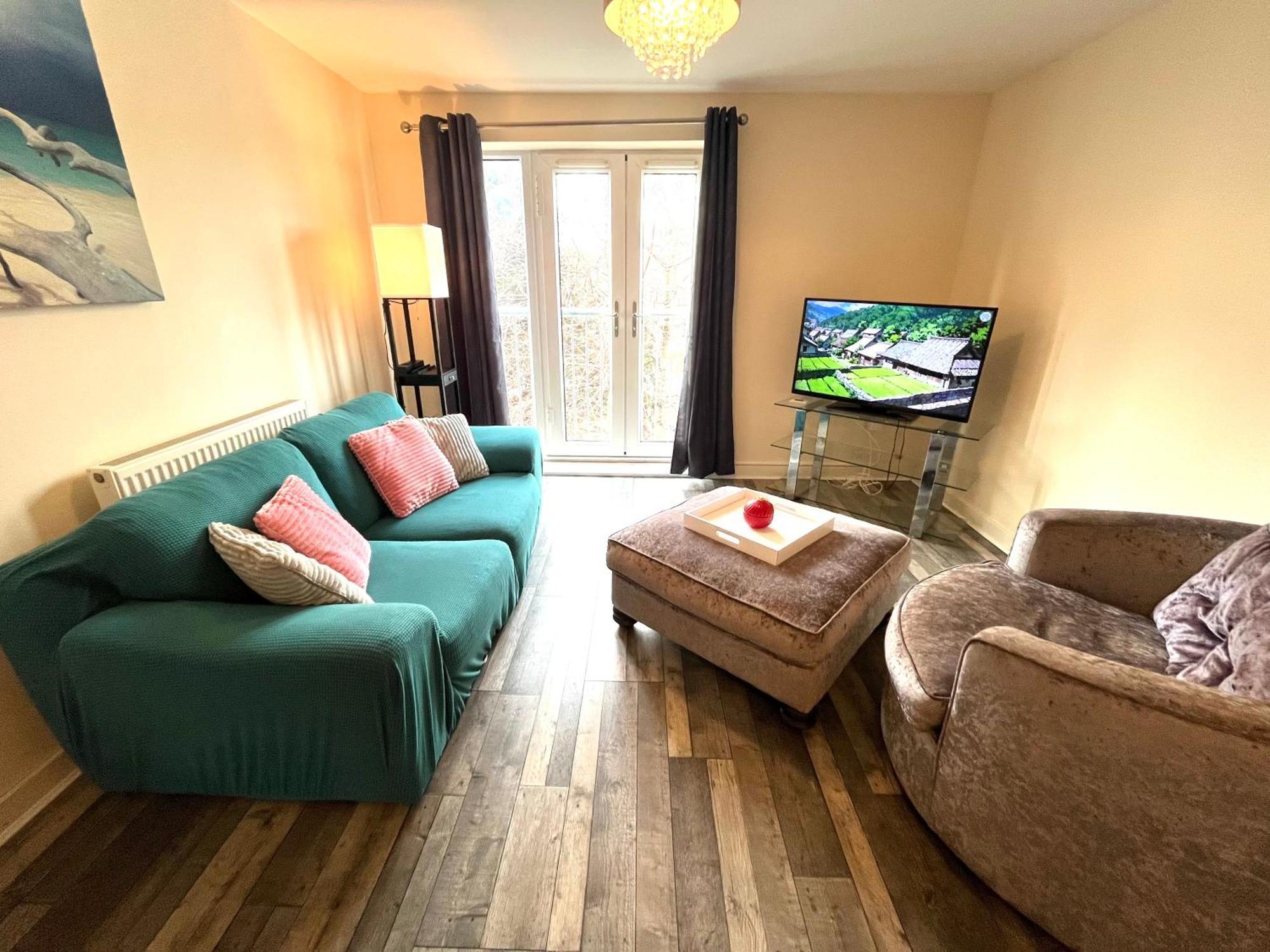 Spacious Two Bedrooms Apartment For Business And Holiday Portsmouth Exterior foto